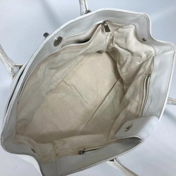 CHANEL Executive CC Shoulder Bag Tote Bag Caviar Leather White/SilverHardware - Picture 10 of 14